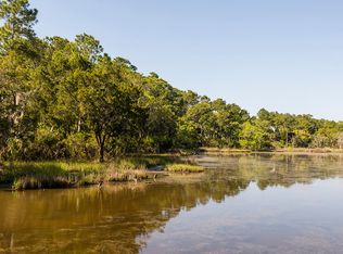 125 Blue Heron Pond Rd, Johns Island, SC 29455