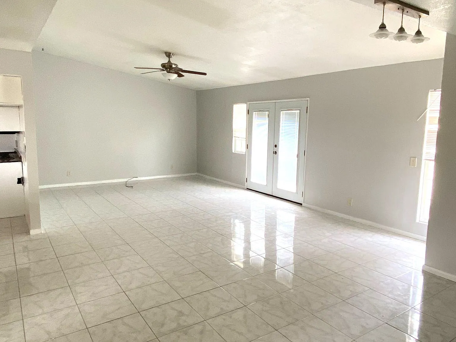 3 bed, 1528 sqft, $2,650 — Photo 4