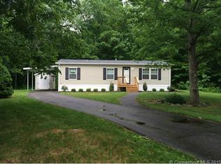 8 Colchester Cmns, Colchester, CT 06415