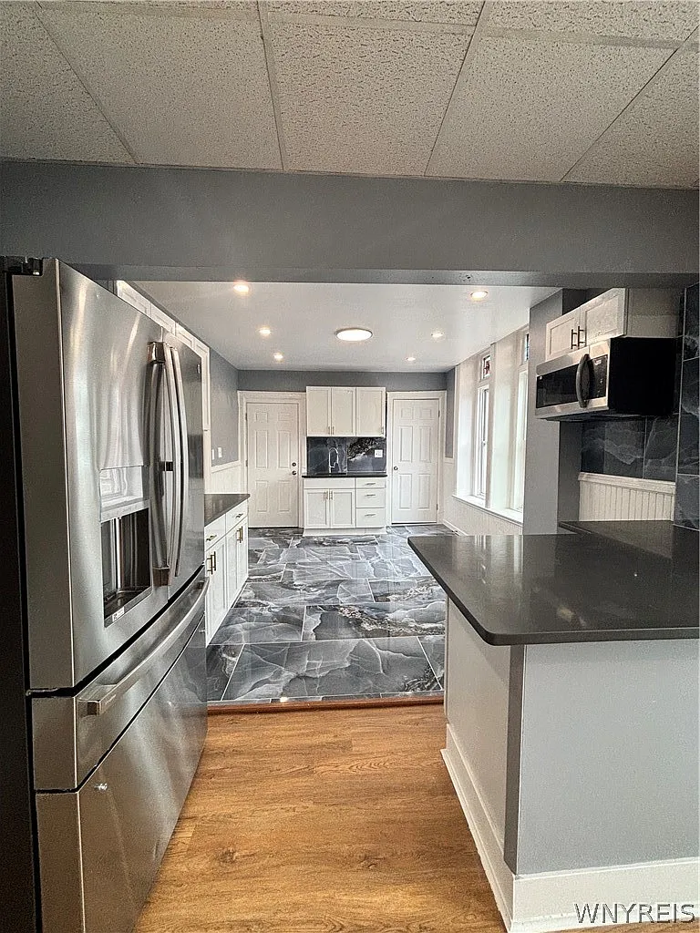 4 bed, 1.0 bath, 11200 sqft, $1,500 — Photo 4