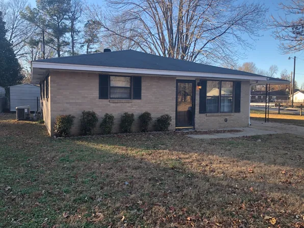 1601 Brookhaven Rd, Jonesboro, AR 72401