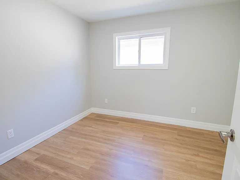 283 Deere St — Photo 12