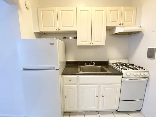 Rented by Corcoran | media 7