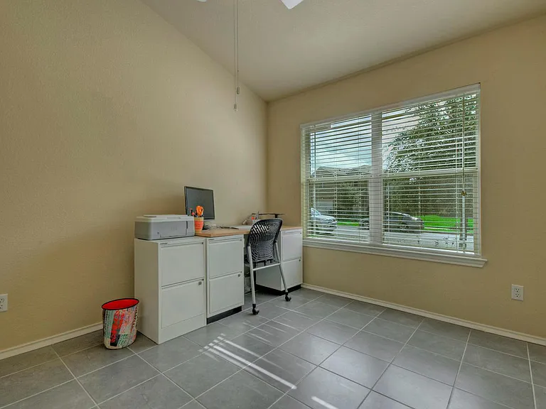 3501 Savage Springs Dr — Photo 18