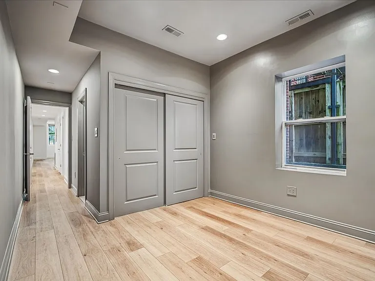 1317 Harvard St NW #1 — Photo 11