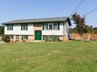 4709 Sevierville Rd, Maryville, TN 37804