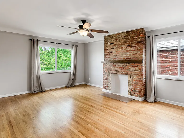 1650 Northwest Blvd #B — Photo 3
