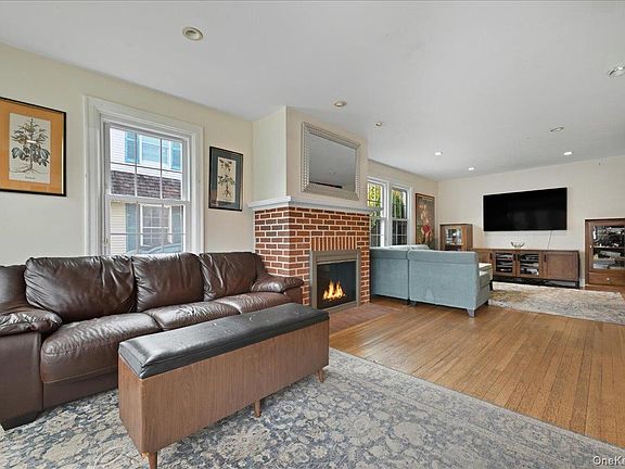 4th image of 143 Bromleigh Road