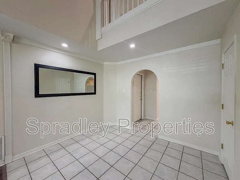 2024 S 55th St — Photo 5