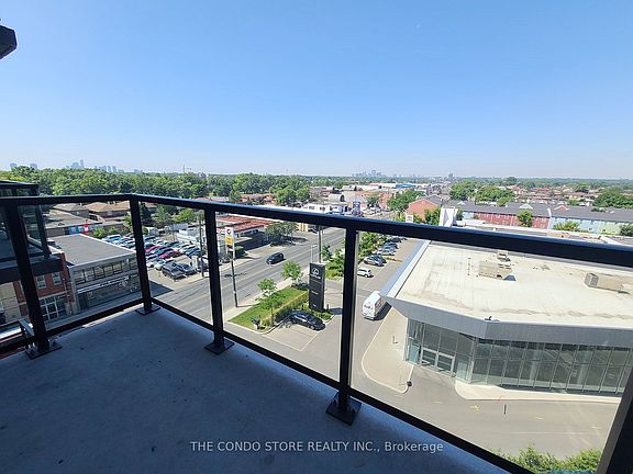 4th image of 2300 Saint Clair Ave W #701