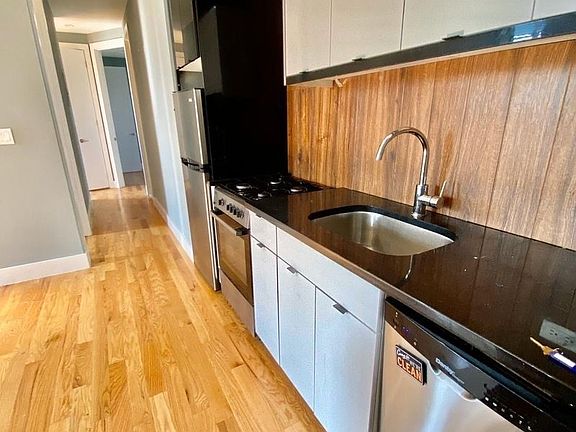 2nd image of 370 E 23rd St #4T