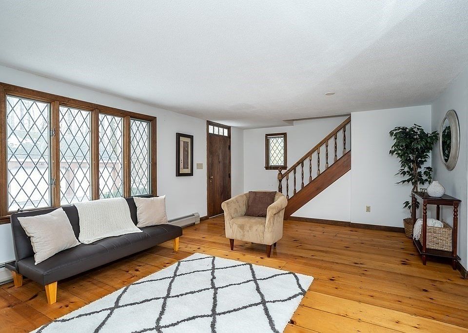 388 South Ln, Granville, MA 01034 Zillow