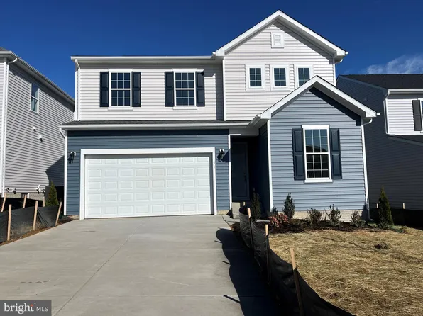 131 Curtain Fall Dr, Middletown, VA 22645