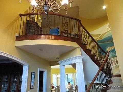 5th image of 60070 Cottage Mill Dr