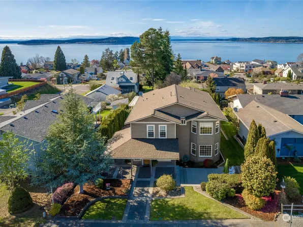 1607 Nisqually Street, Steilacoom, WA 98388