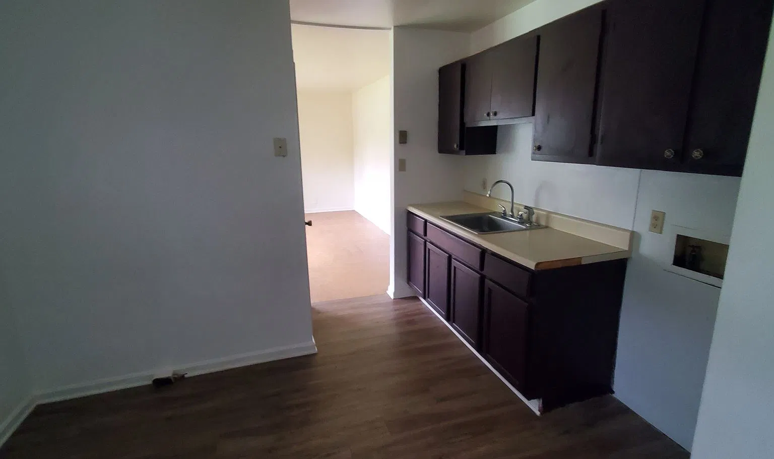 518 W. Florida — Photo 2