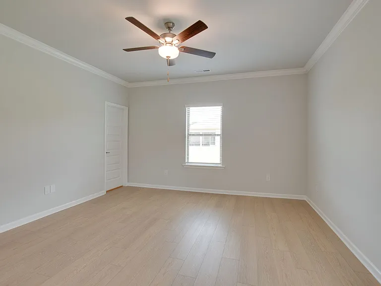 115 Clift Creek Dr — Photo 9