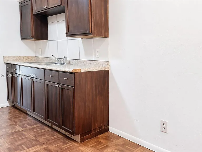 2919 Jackson St #6 — Photo 6