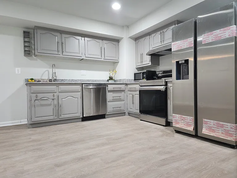 17571 Graham St — Photo 8