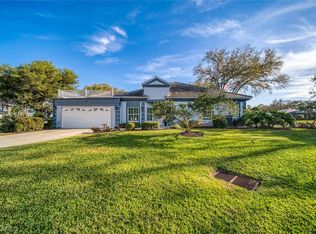 8027 Glen Abbey Cir, Fort Myers, FL 33912