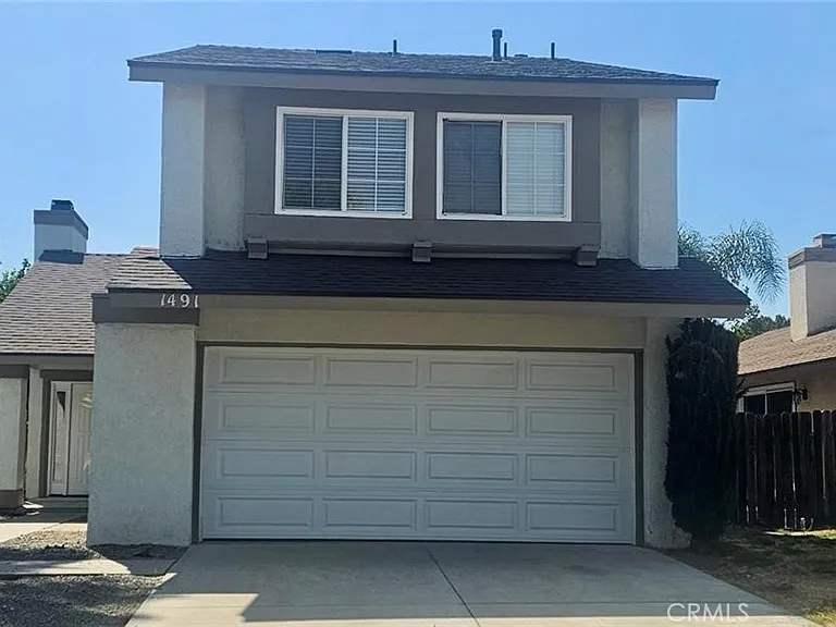 1491 Lake Placid Dr — Photo 1