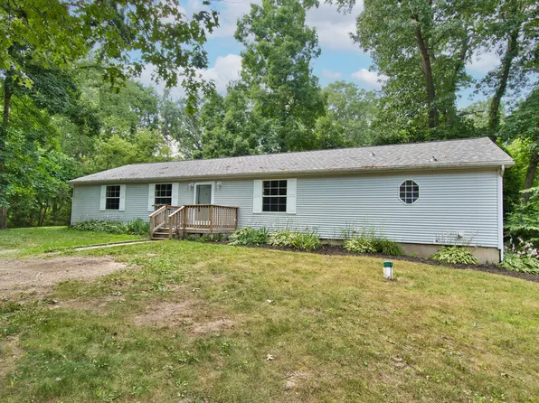 23494 Lynn Ave, Cassopolis, MI 49031