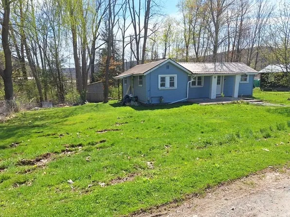 40 Oak St #3, Deposit, NY 13754