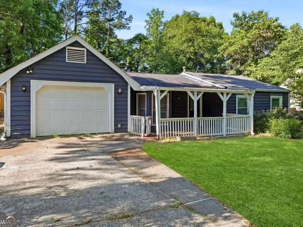2611 Ramblewood Ct, Acworth, GA 30102