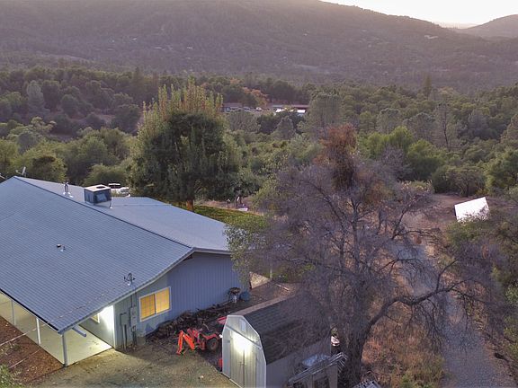 4th image of 5568 Manzanita Ln