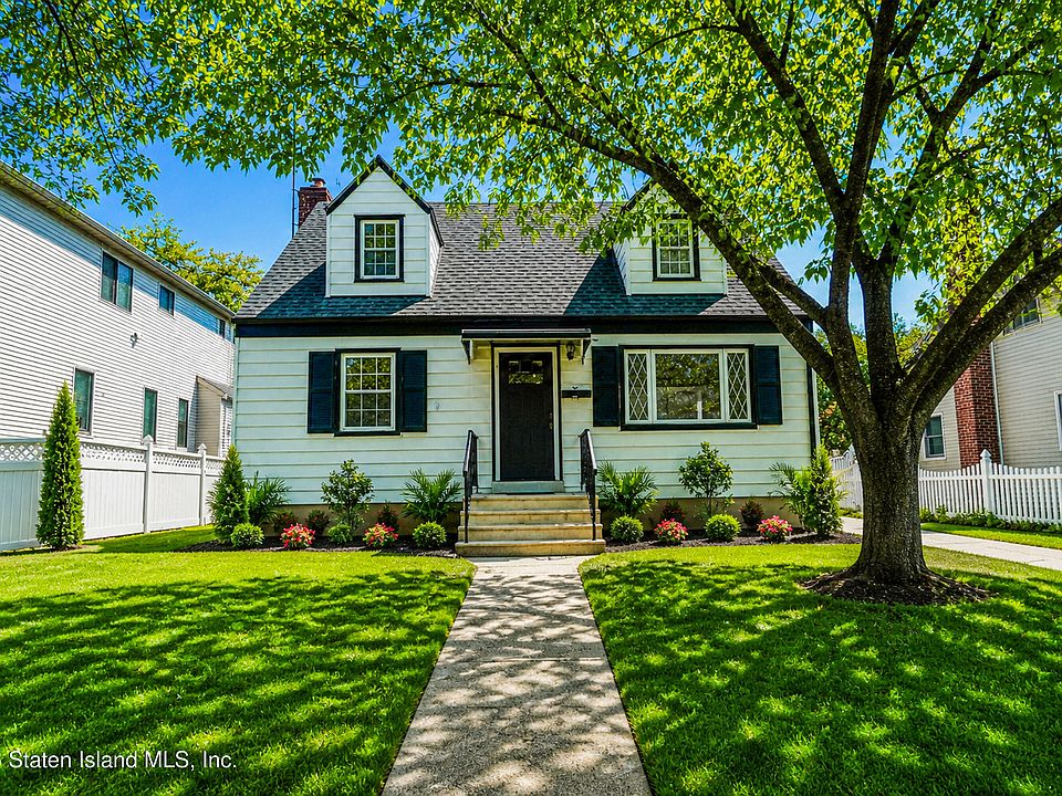 1st image of 369 Richard Ave