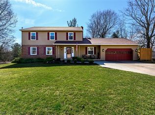 1310 Berkshire Rd, Stow, OH 44224