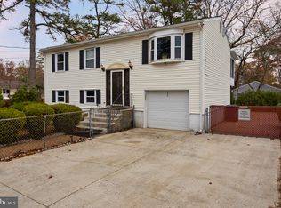 900 Hunters Blvd, Browns Mills, NJ 08015
