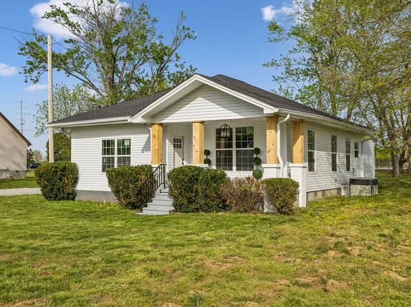 313 Portland Blvd, Portland, TN 37148