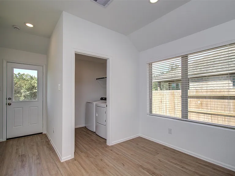 24035 Priano Forest Dr — Photo 20