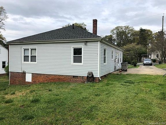 3rd image of 1505 Pearl St #21