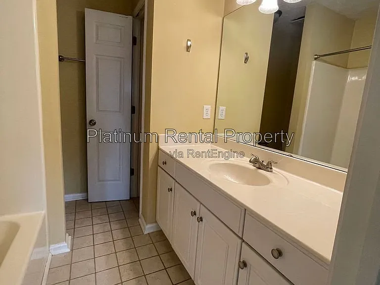 810 Camelon Ct — Photo 19