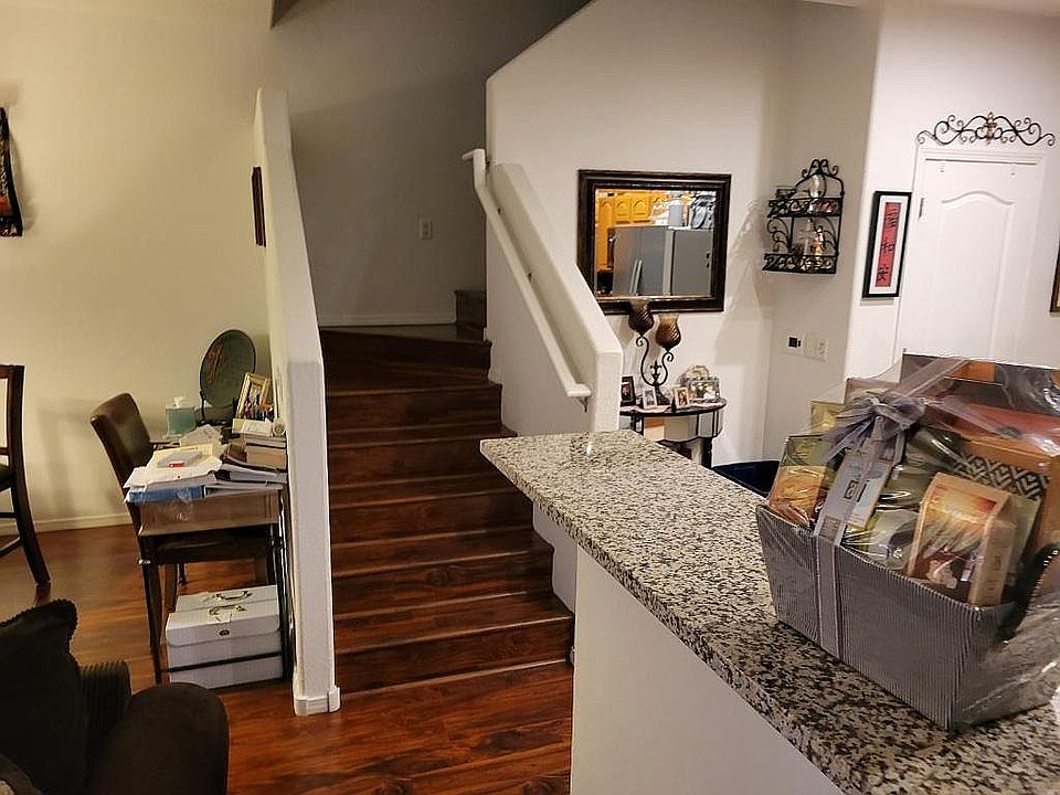 1st image of 601 Menaul Blvd #4402