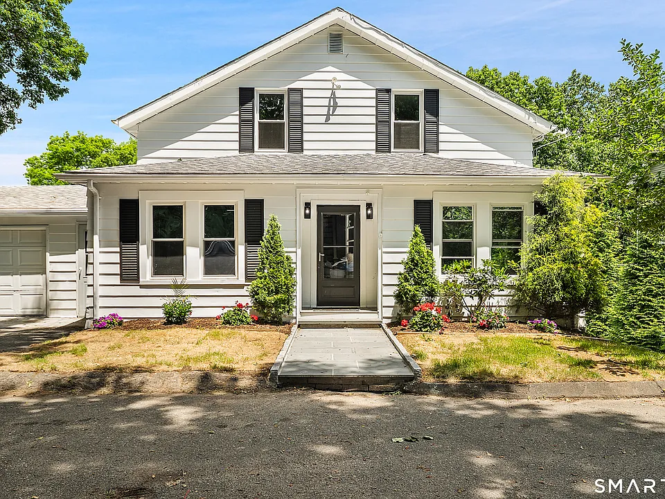 275 Riverview Ave