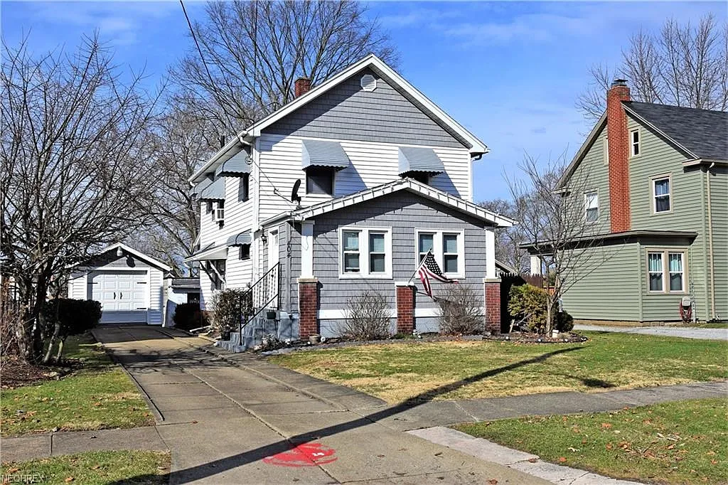 404 Lincoln Way photo 1