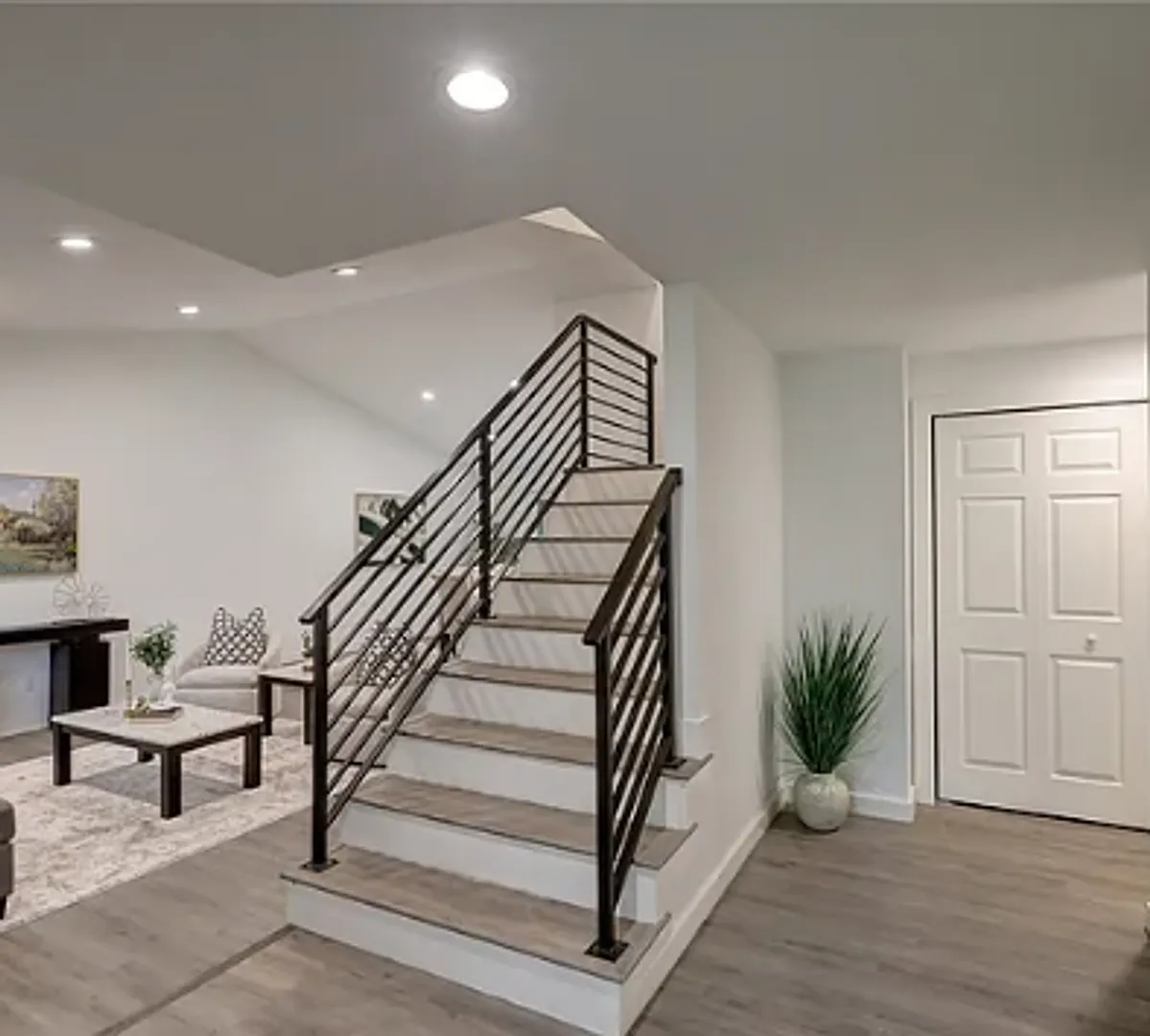 Beautiful and quiet home in Carriage Wood — Photo 3