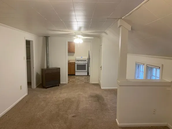 172 N Columbus St APT C, Sunbury, OH 43074