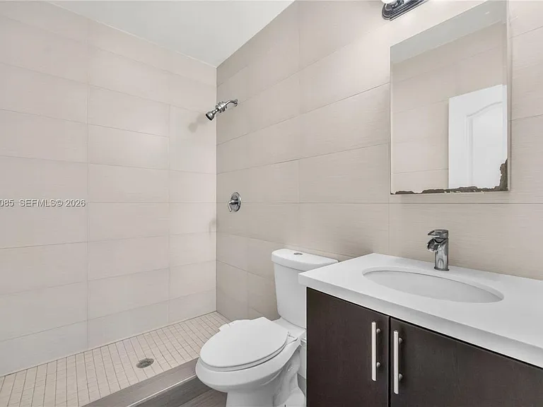 1029 SW 11th Ave — Photo 28