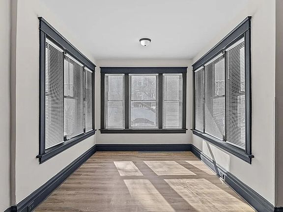 4th image of 3931 Utah St #1F