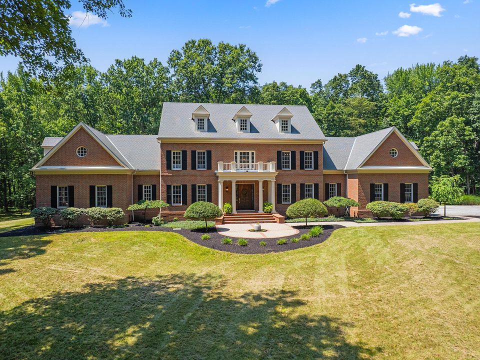 1st image of 5455 Plantation Rd