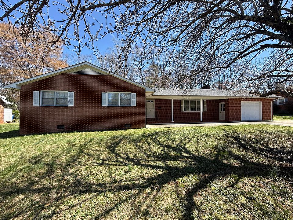 1st image of 831 Delmonte Dr