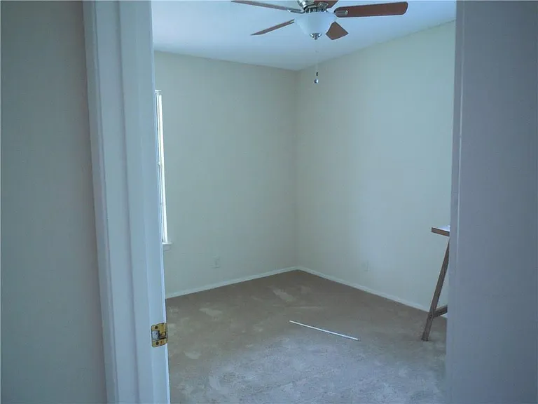 1100 Floradale Dr — Photo 6