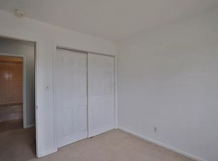 1240 S Apache Ln, Peoria, IL
