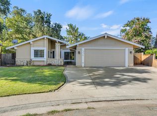 9880 Vista Grande Way, Elk Grove, CA 95624