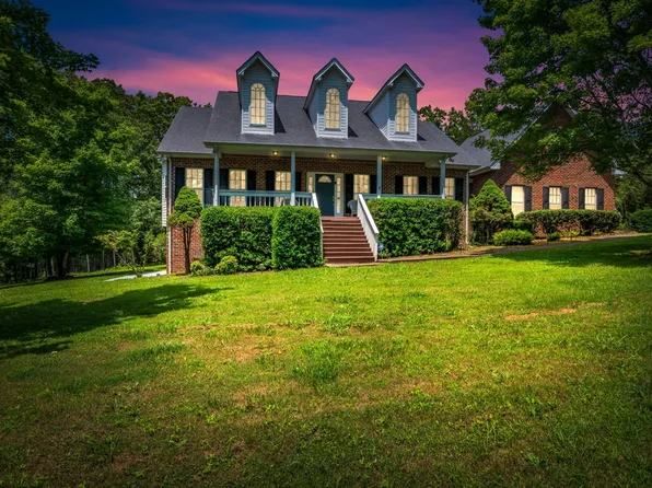 1217 Nelson Rd, Dickson, TN 37055