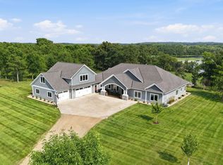 8382 198th Ave NE, New London, MN 56273